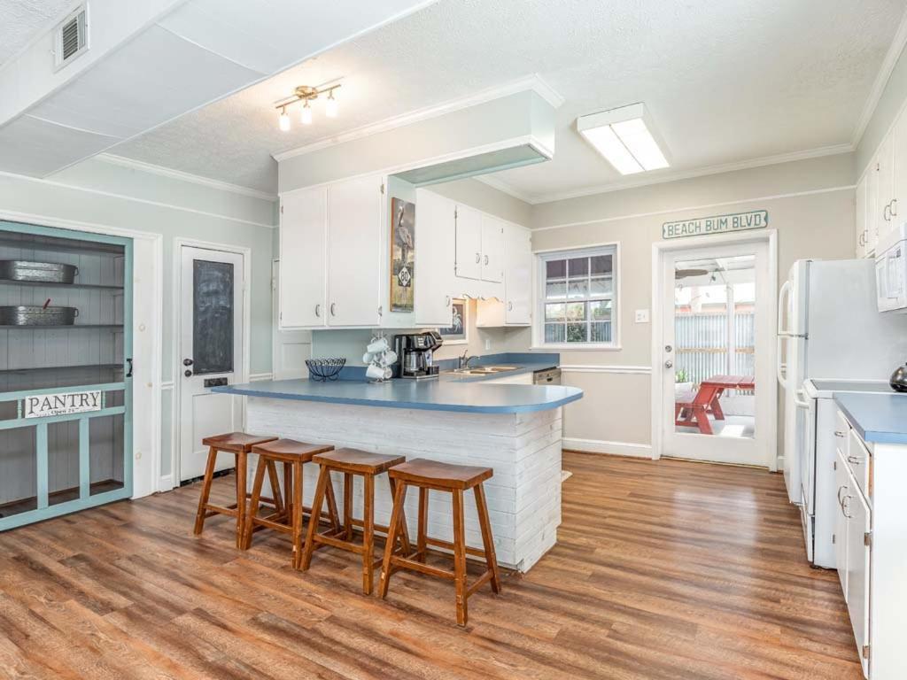 Beach Bum Inn Tybee Island Exterior photo
